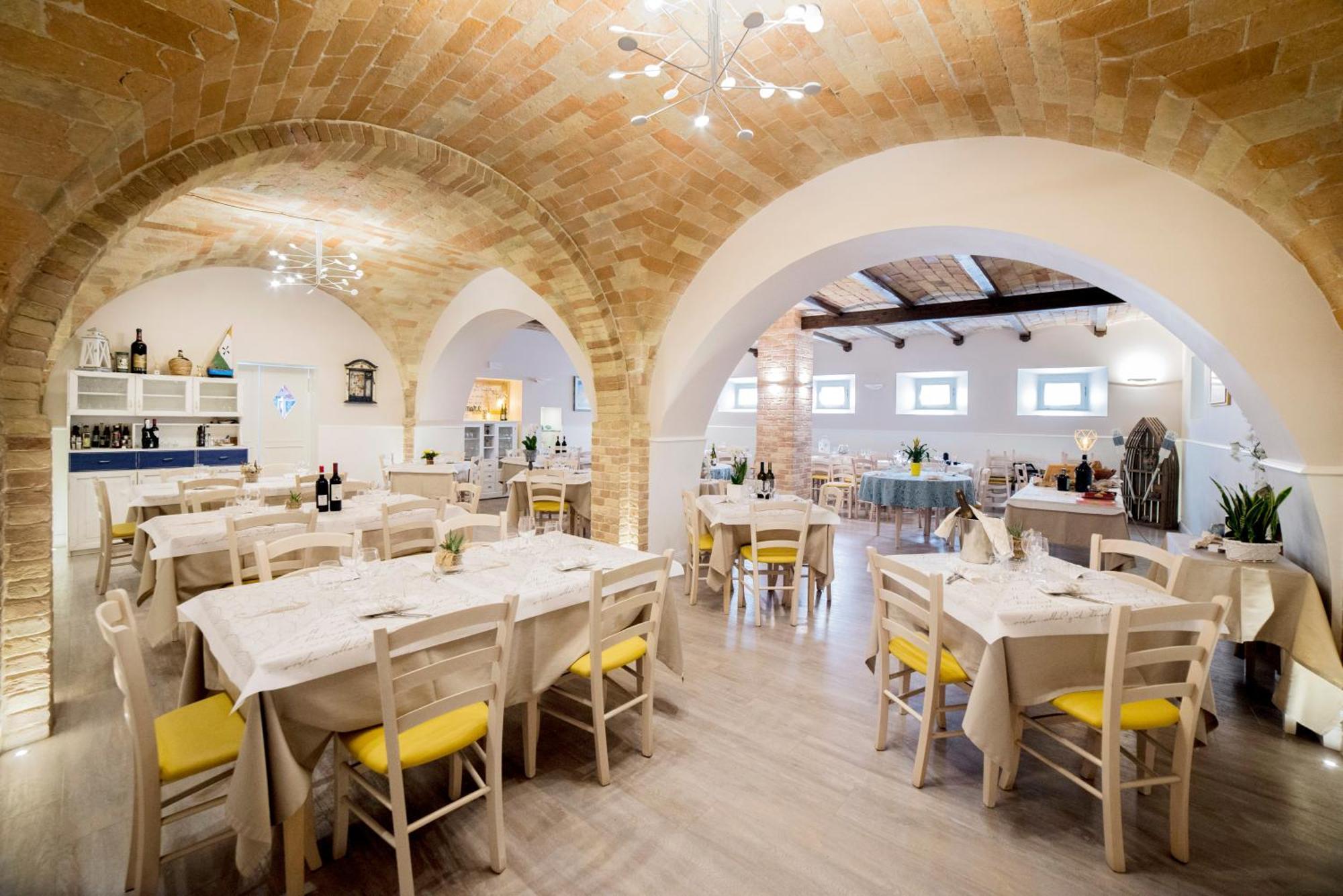Camping Villaggio Calypso Cupra Marittima Bagian luar foto